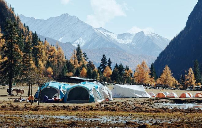 穿毕徒步地理手册：沉浸式穿越神山秘境开元棋牌试玩此生必走！收好四姑娘山长(图6)